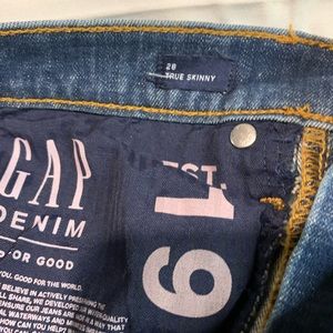 Gap denim jeans, womens size 28, used in great condition